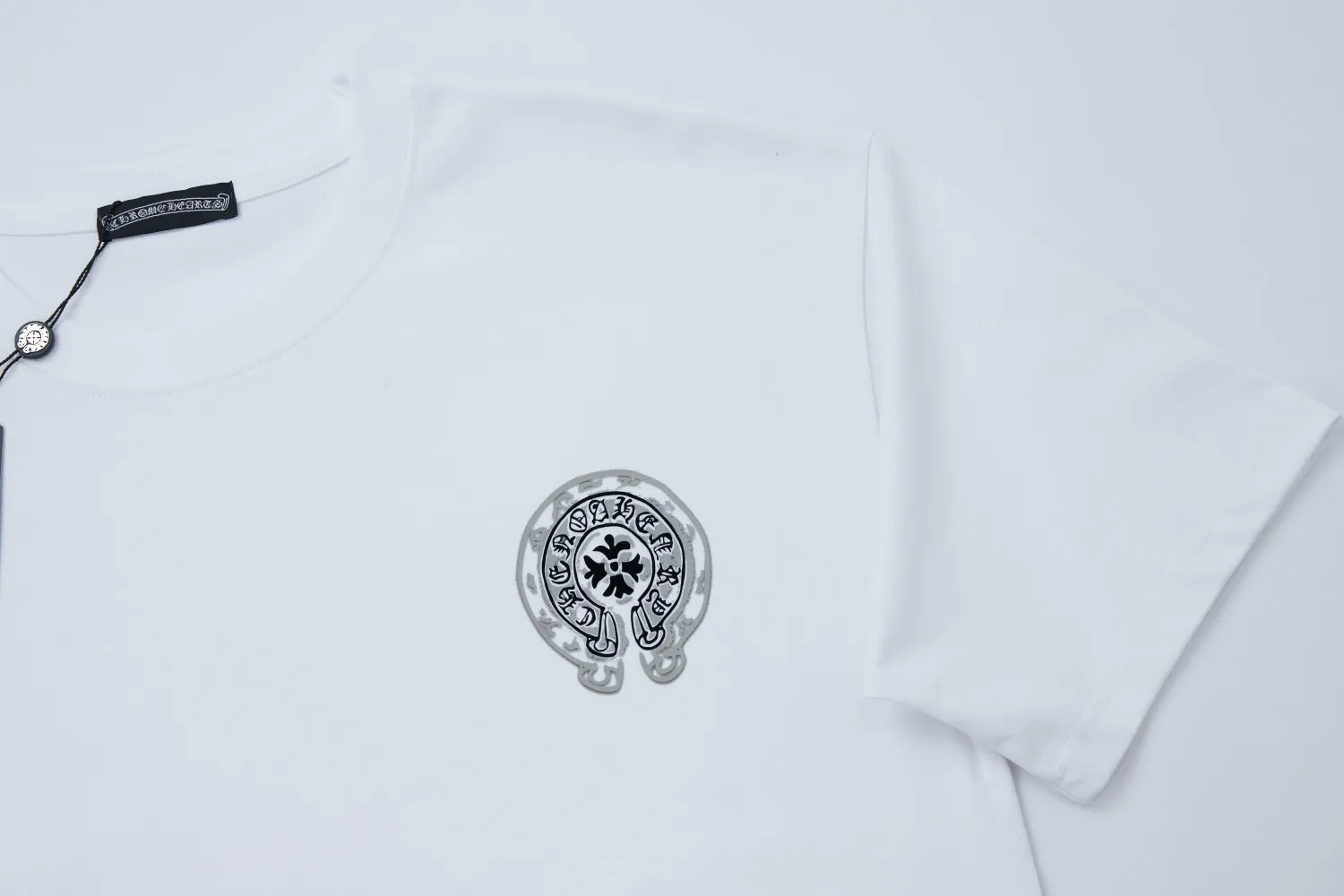 🅿️210 High quality ✨Cro❤✨🆕Classic logo letter pattern short sleeves. Official website synchronization, pure cotton fabric at the counter! Comfortable against the skin, durable and easy to wear, classic and simple logo design, meticulous original craftsmanship, customized 290G same vat dyed fabric, very comfortable to the touch, latest brick cabinet synchronization, OS off-shoulder version, fashionable and personalized, super versatile and good-looking, very suitable for both men and women, a must-have style, tag, collar label, washed wheat, complete with three labels, white, blue, green, 3️⃣colors S M L XL